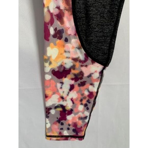 Athleta XS NWOT Ankle Legging Dark Gray with Floral Print at bottom - Picture 3 of 6